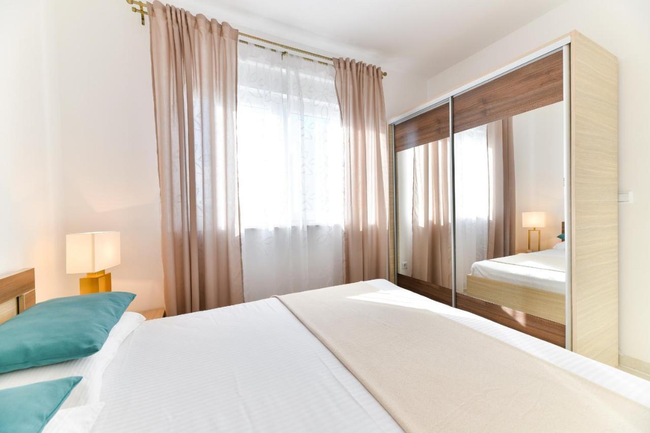 Deluxe Triplex Antea Villa Sukošan Eksteriør billede
